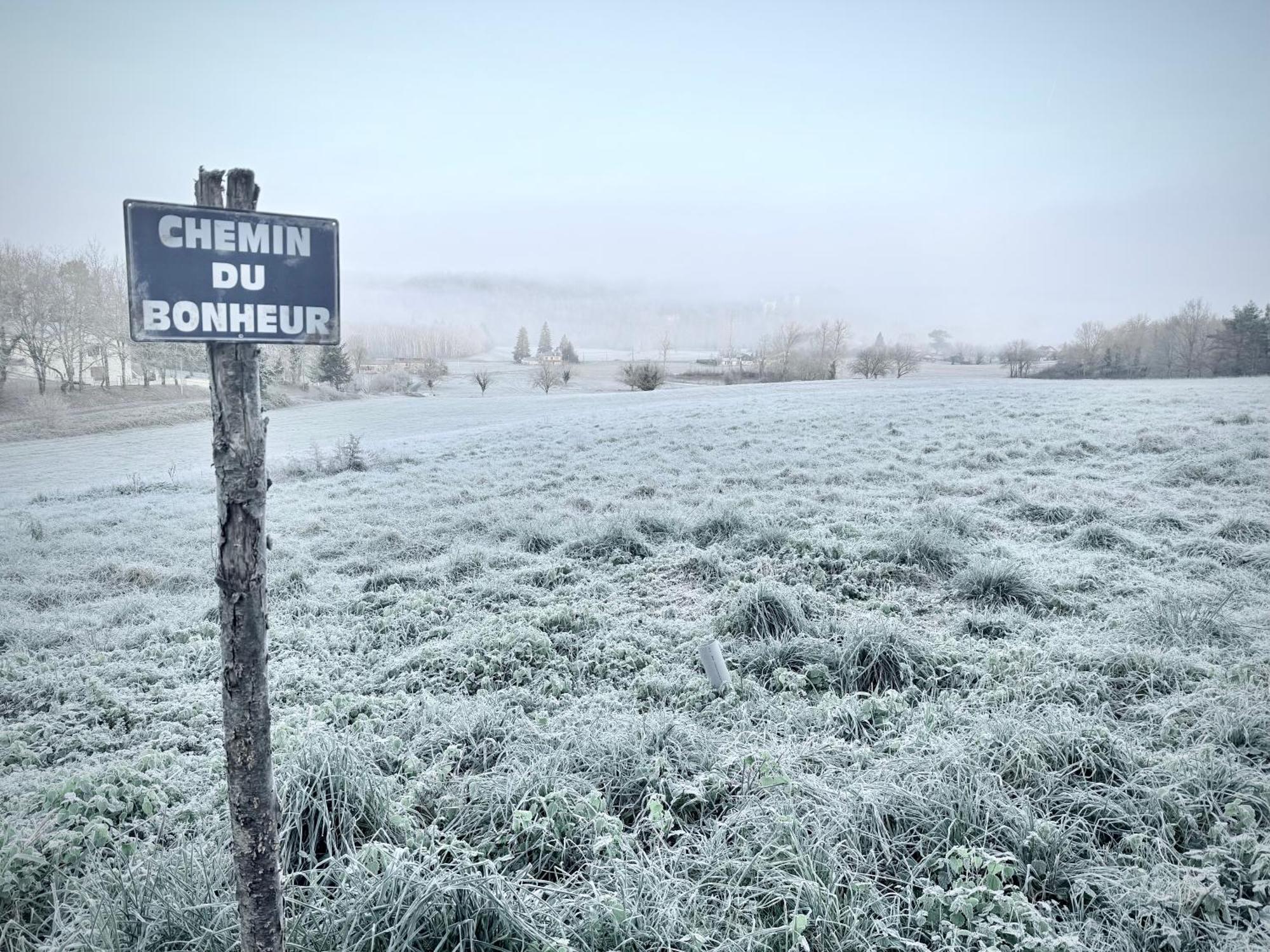 Ferme Gite Le Coeur Des Petits Chenes Saint-Pierre-de-Côle Extérieur photo